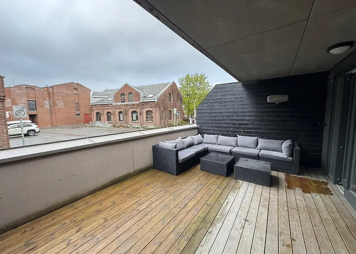 Modern Three-room Apartment, Private Terrace And Roof Terrace
